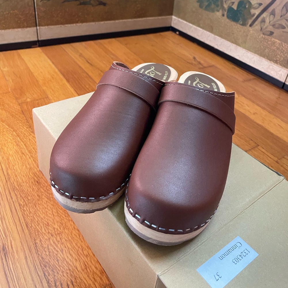 Lotta From Stockholm Chestnut Mules - Picture 3 of 6